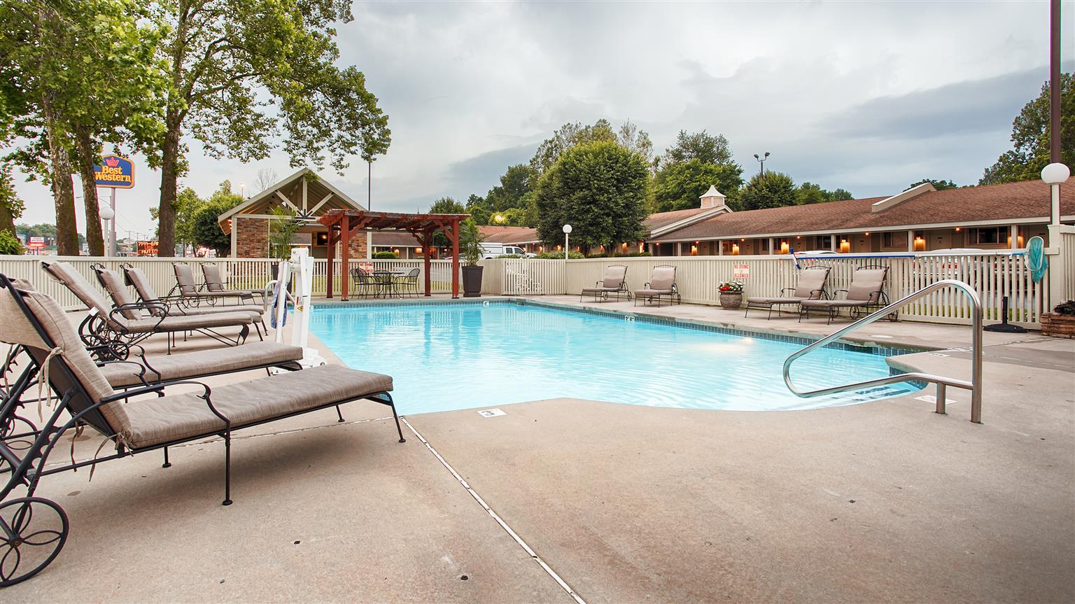 Best Western Route 66 Rail Haven Springfield Exterior foto